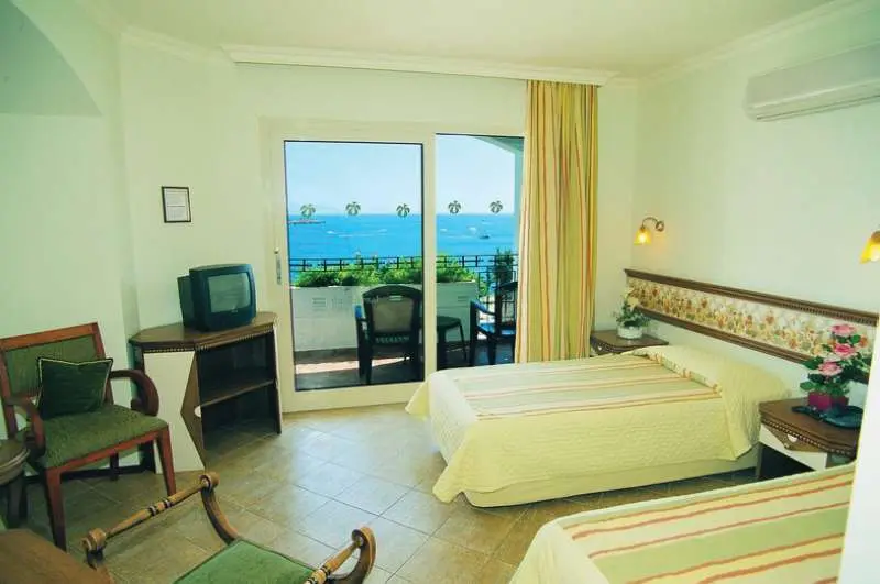 Royal Asarlik Beach Hotel gallery image 8