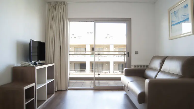 Best Michelangelo Apartments gallery image 6