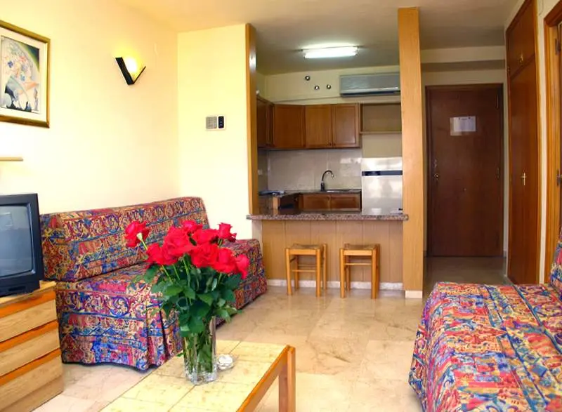 Best Michelangelo Apartments gallery image 5