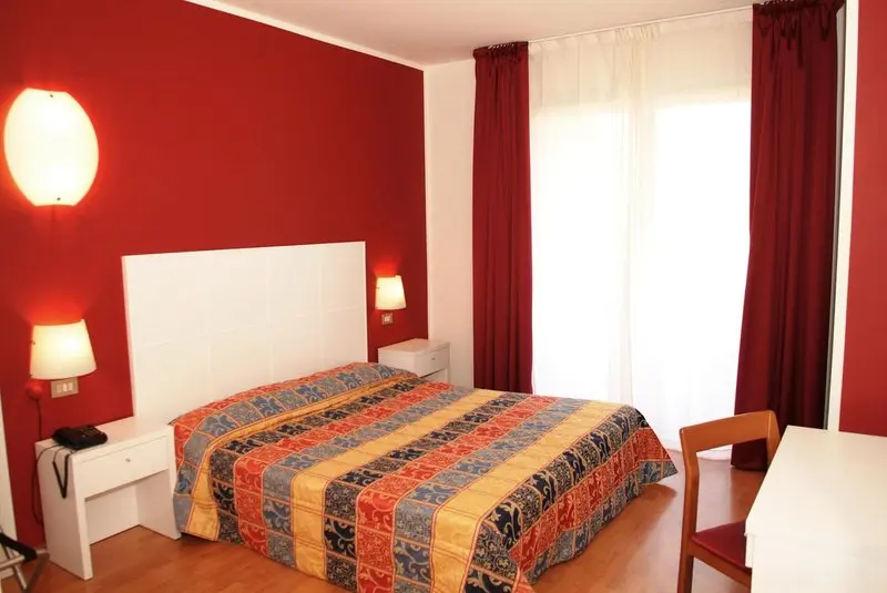 Hotel Riel gallery image 3