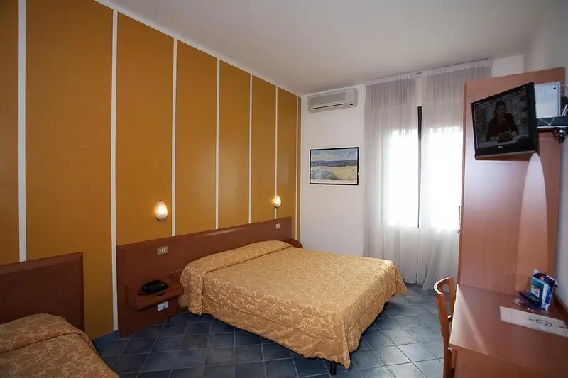 Hotel Riel gallery image 4
