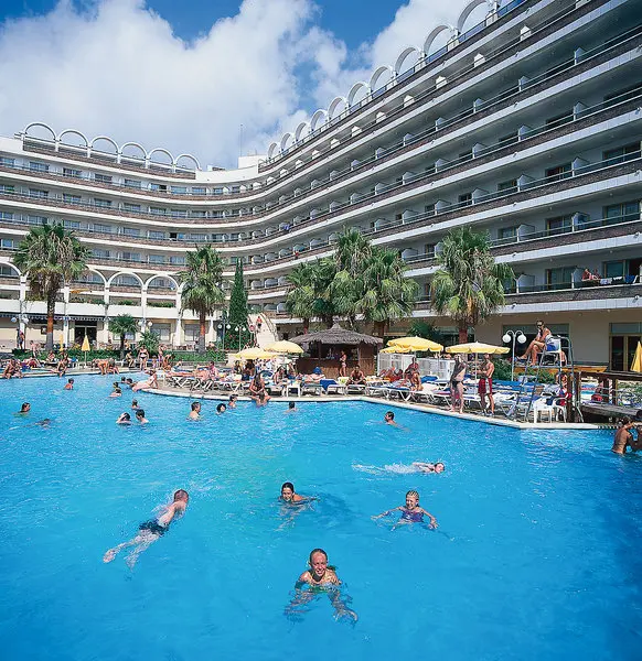 Golden Port Salou gallery image 5