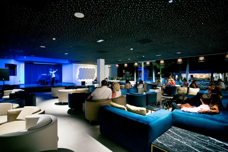 Lava Beach Hotel gallery image 14