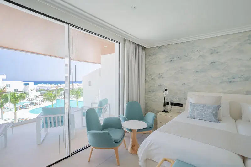 Lava Beach Hotel gallery image 3