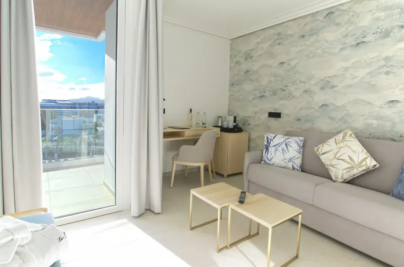 Lava Beach Hotel gallery image 4