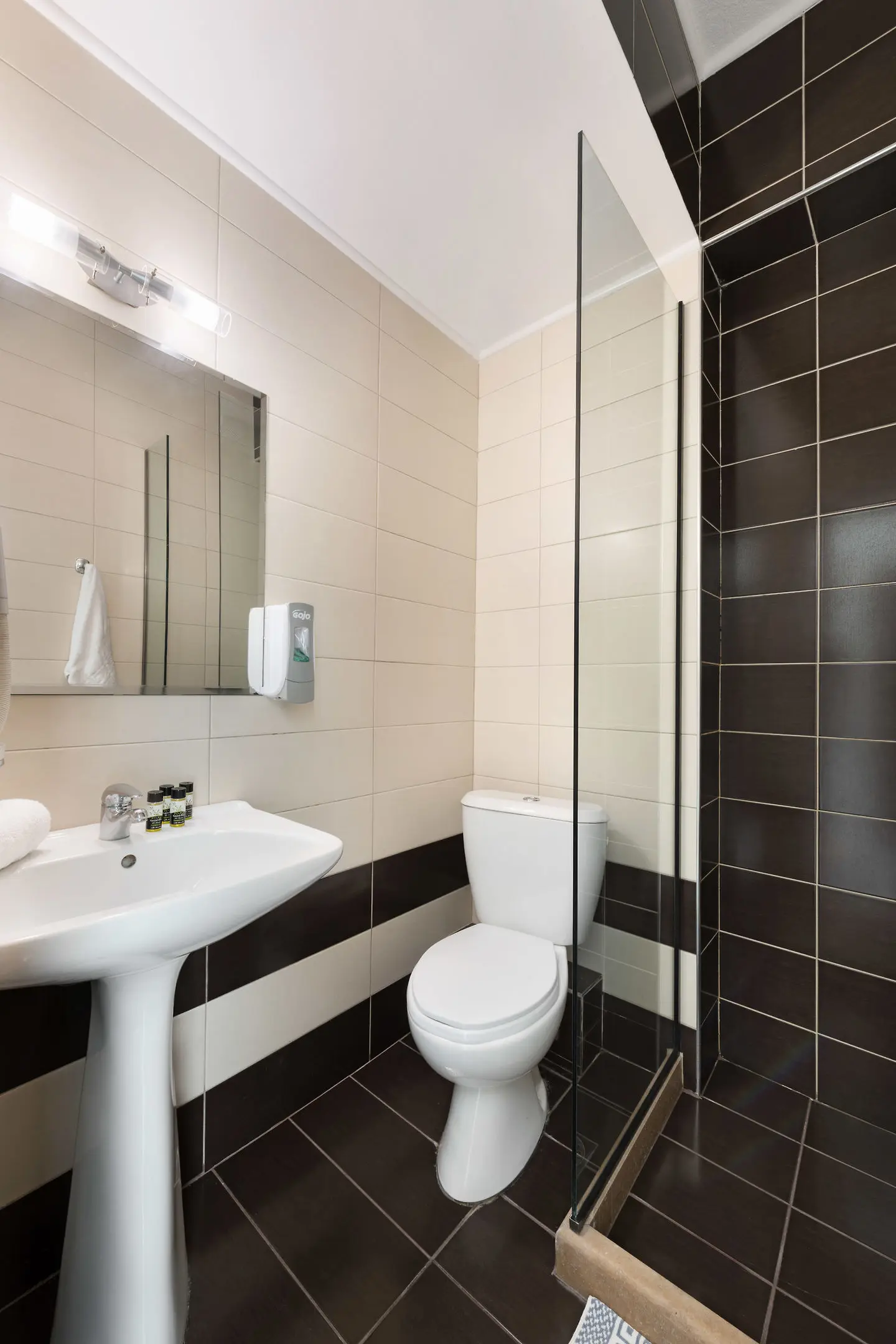 Simeon Hotel gallery image 9