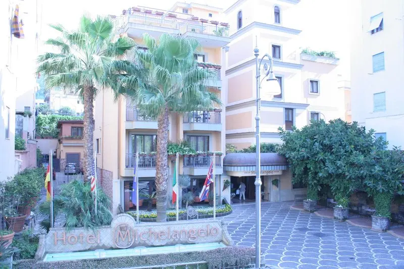 Michelangelo Hotel gallery image 1