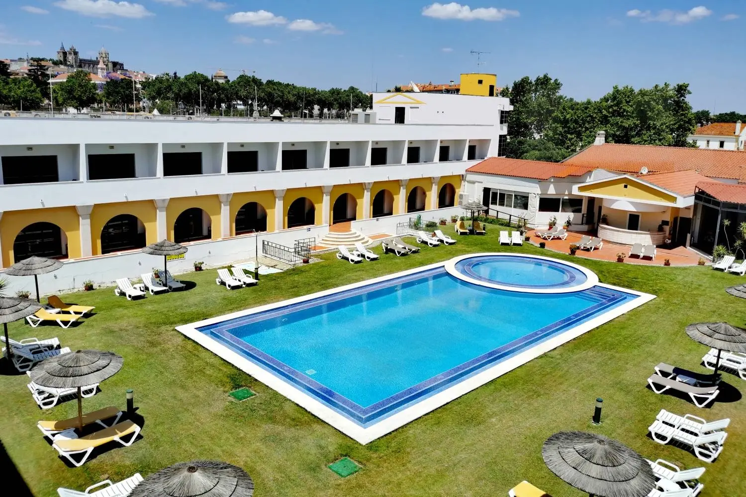 Dom Fernando Hotel gallery image 16