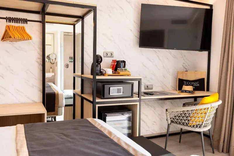 Invisa Hotel es Pla gallery image 15