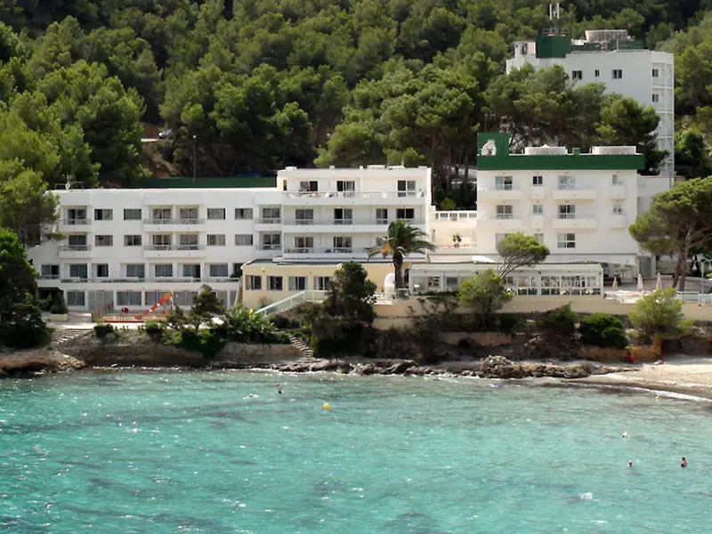 El Pinar Apartments gallery image 1