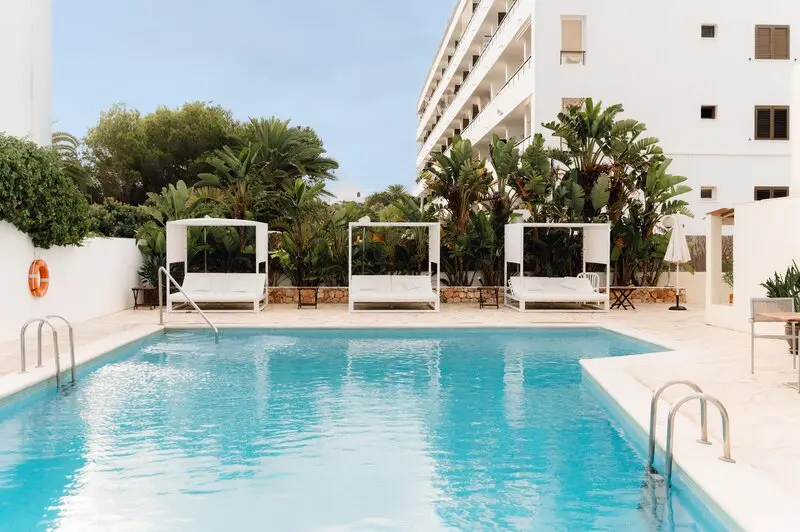 Fergus Paraiso Beach Hotel gallery image 3