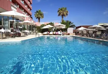 Fergus Paraiso Beach Hotel