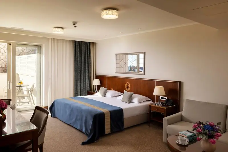 More Hotel gallery image 17