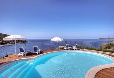 More Hotel