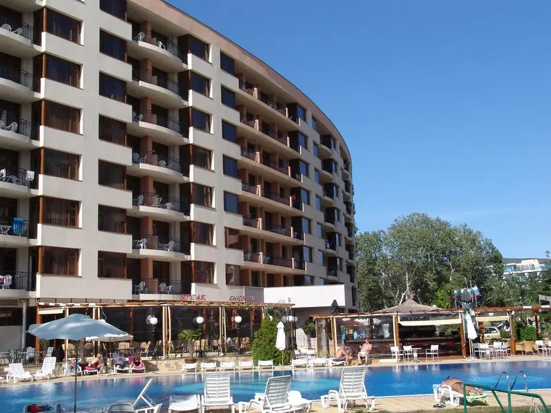 Poseidon Apartments gallery image 1