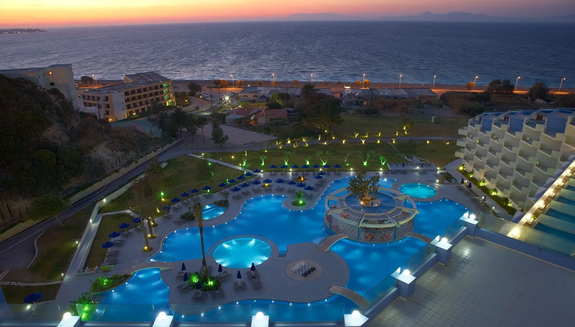 Atrium Platinum Luxury Resort Hotel & Spa gallery image 3