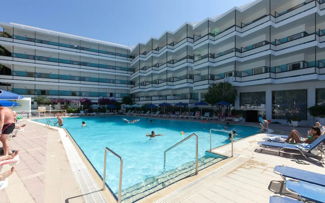Belair Beach Hotel gallery image 2