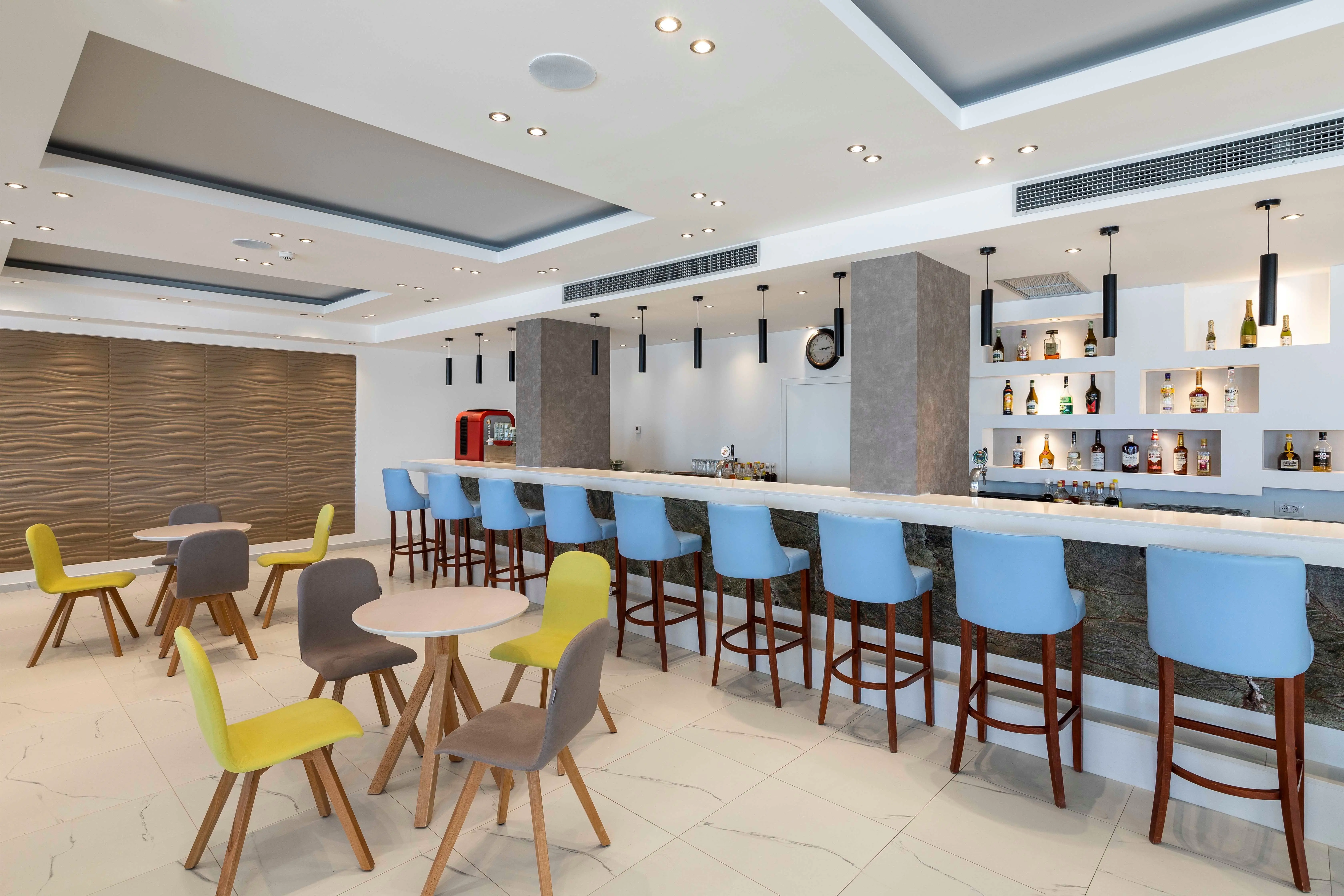 Belair Beach Hotel gallery image 7