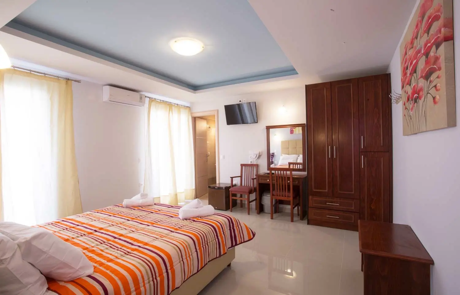 Gouvia Hotel gallery image 12