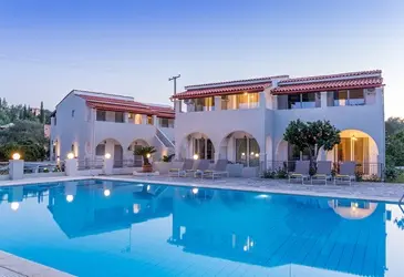 Dominoes Hotel