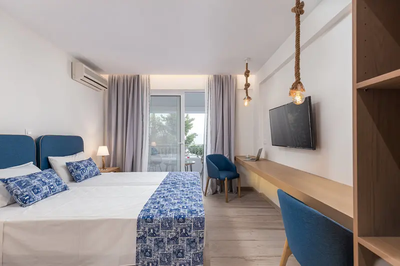 Roussos Beach Club gallery image 12