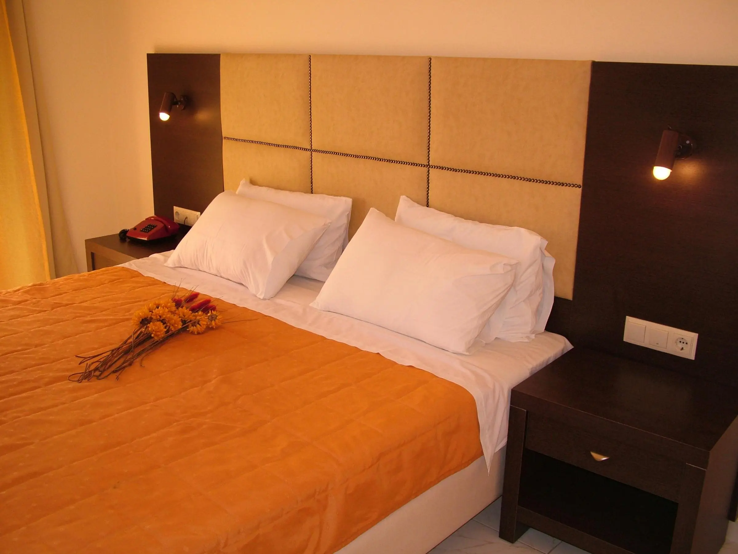 Pegasus Hotel gallery image 4