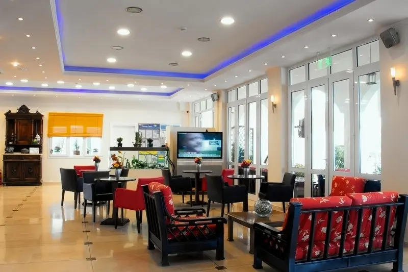 Coral Hotel gallery image 11