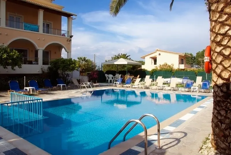 Coral Hotel gallery image 1