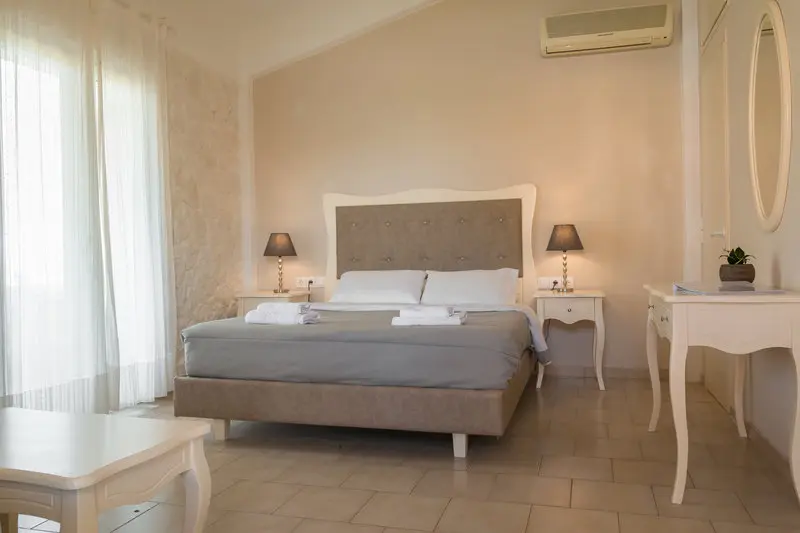Coral Hotel gallery image 7