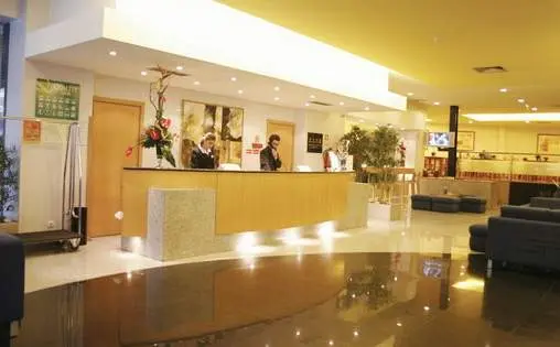 Portus Cale Hotel gallery image 5