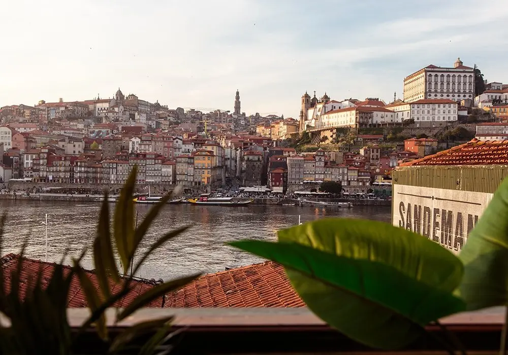 The House of Sandeman Hostel & Suites gallery image 2