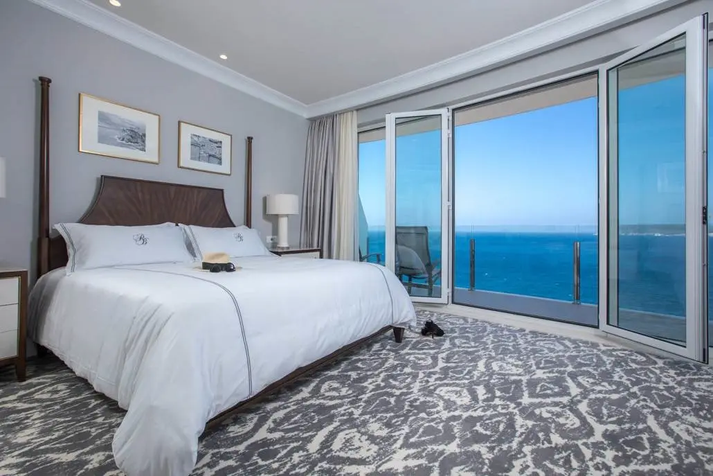 Royal Blue Hotel gallery image 8