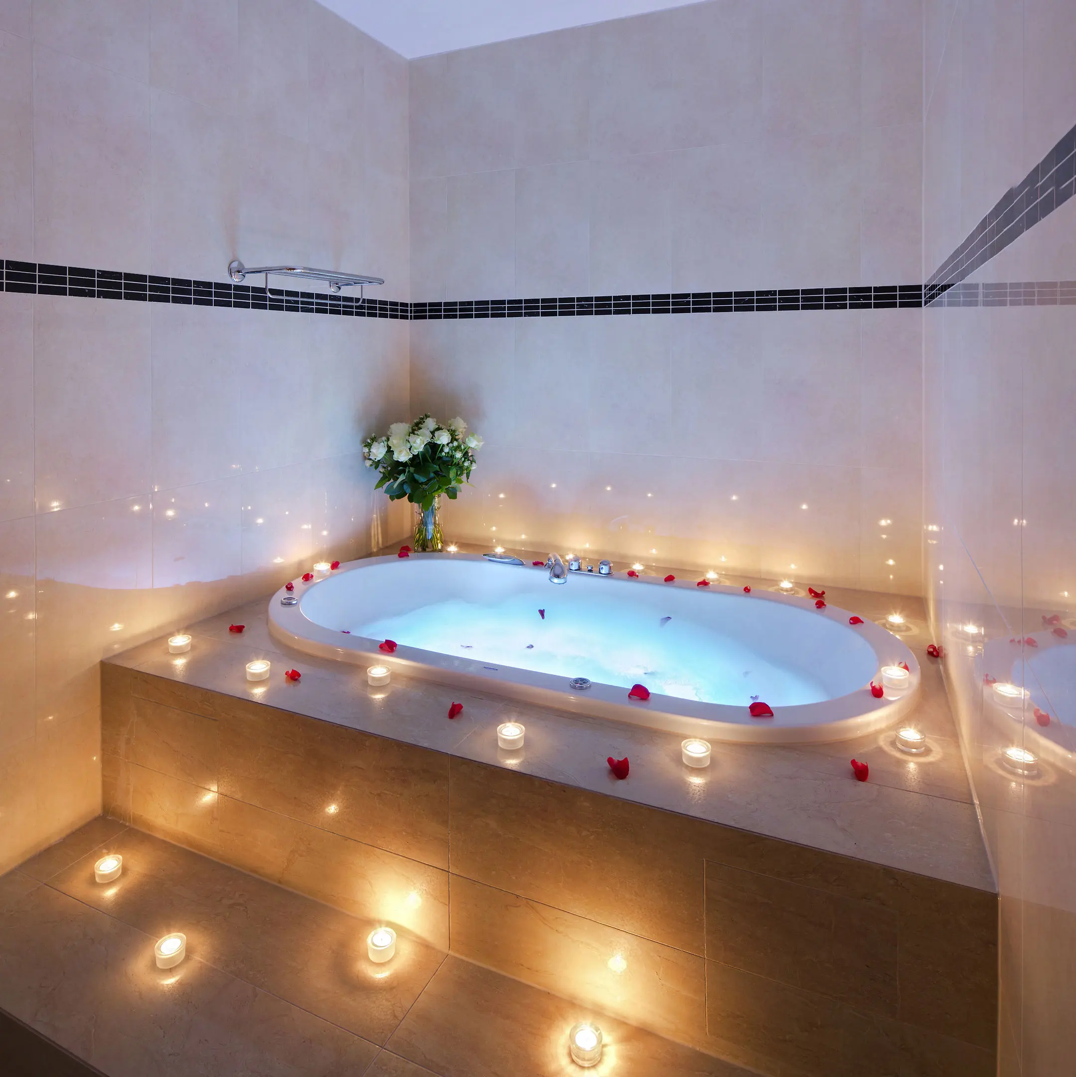 Royal Princess Hotel gallery image 21