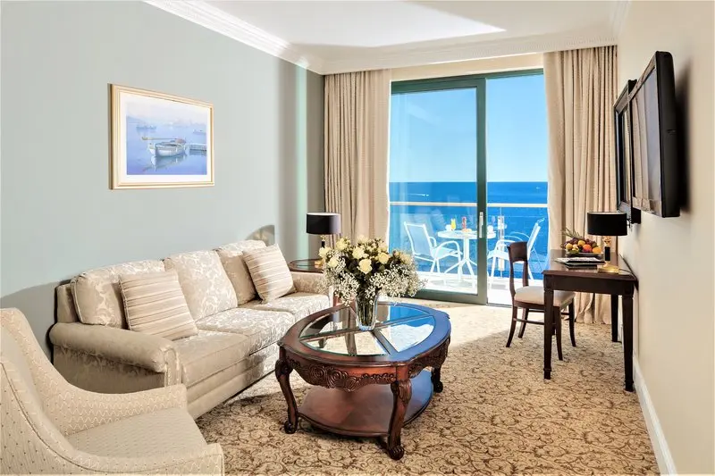 Royal Princess Hotel gallery image 8