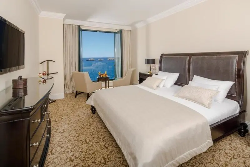 Royal Princess Hotel gallery image 9