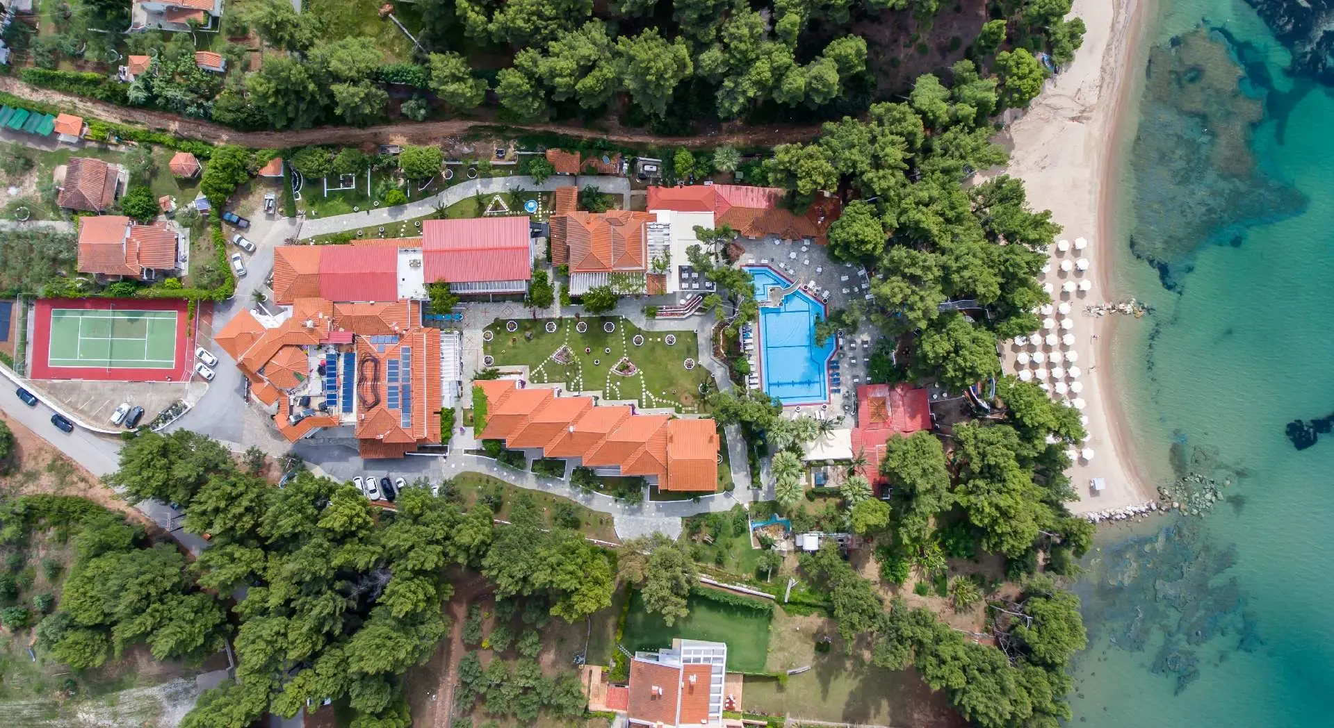 Porfi Beach Hotel gallery image 6