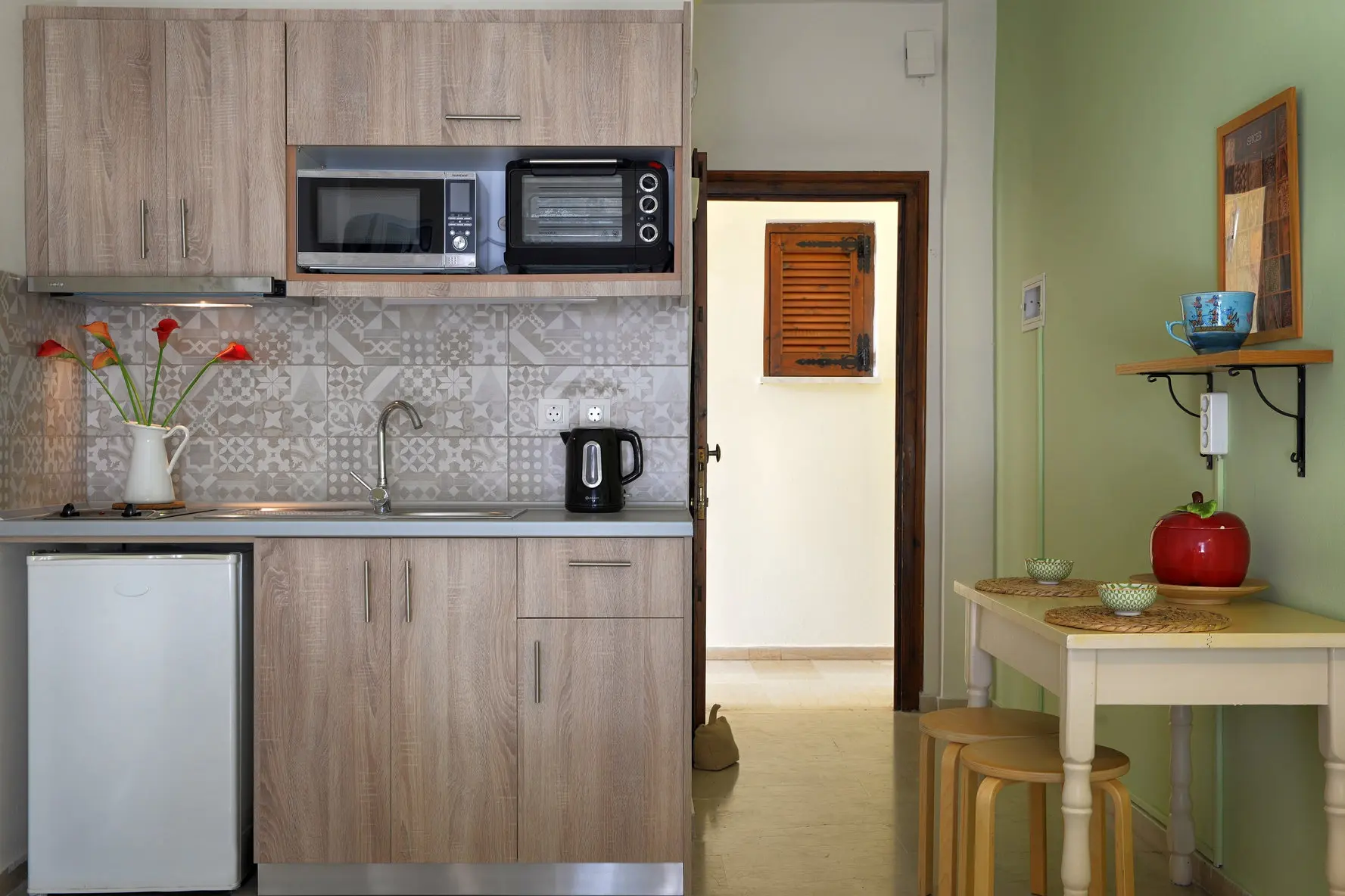 Captain's Apartments Barbati gallery image 5
