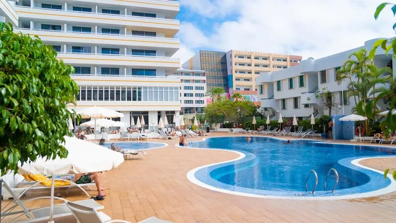 Coral Suites & Spa Aparthotel gallery image 2