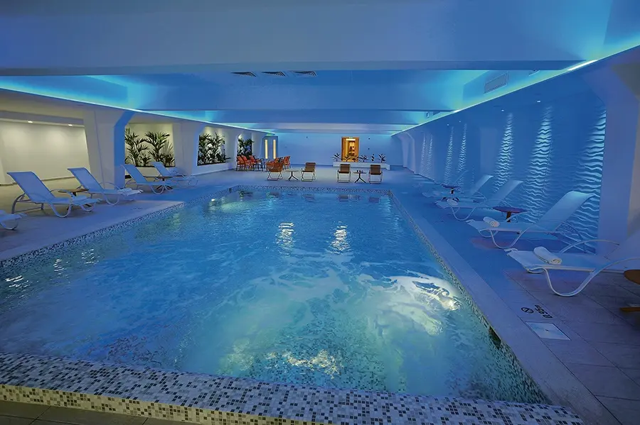 Nestor Hotel gallery image 2