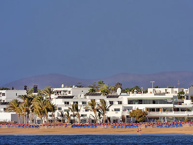 Las Costas gallery image 9