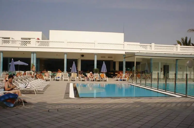 Las Costas gallery image 2