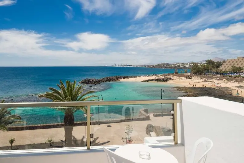 Neptuno Suites gallery image 10