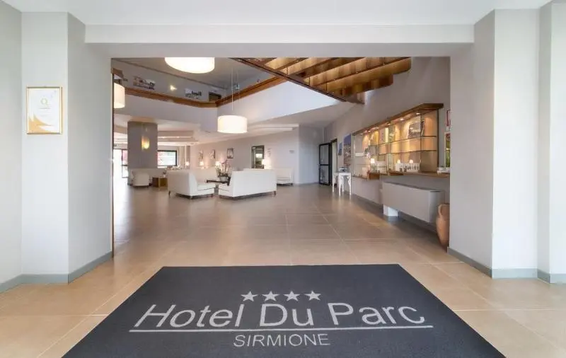 Hotel Du Parc gallery image 2