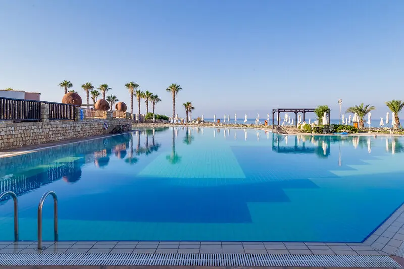 Akteon Holiday Village