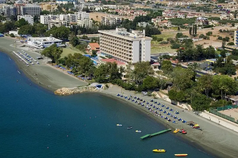 Poseidonia Beach Hotel gallery image 2