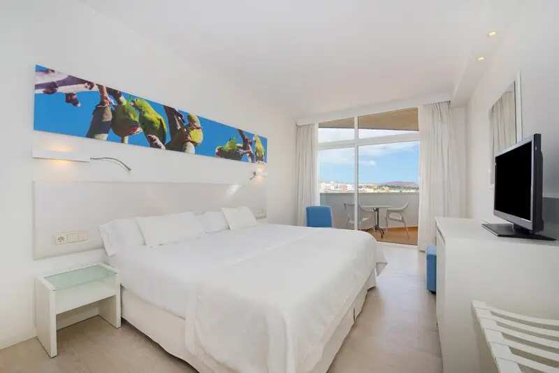 Iberostar Waves Bouganville Playa gallery image 7