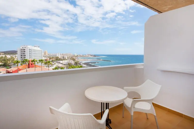 Iberostar Waves Bouganville Playa gallery image 9