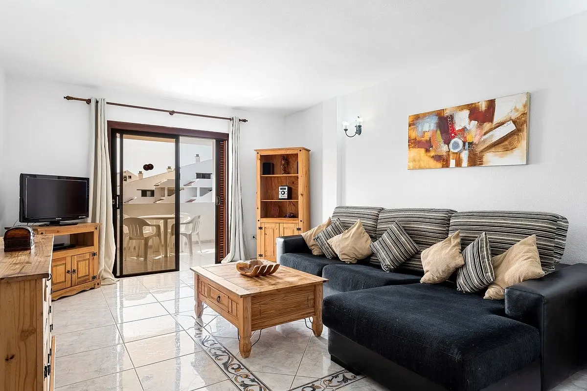 Paloma Beach Apartments gallery image 12