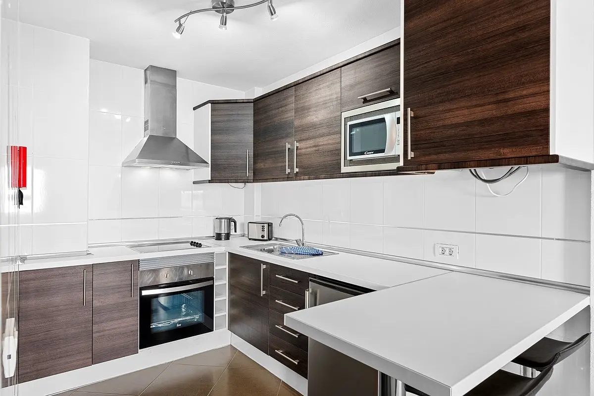 Paloma Beach Apartments gallery image 21