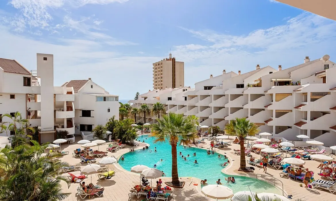 Paloma Beach Apartments